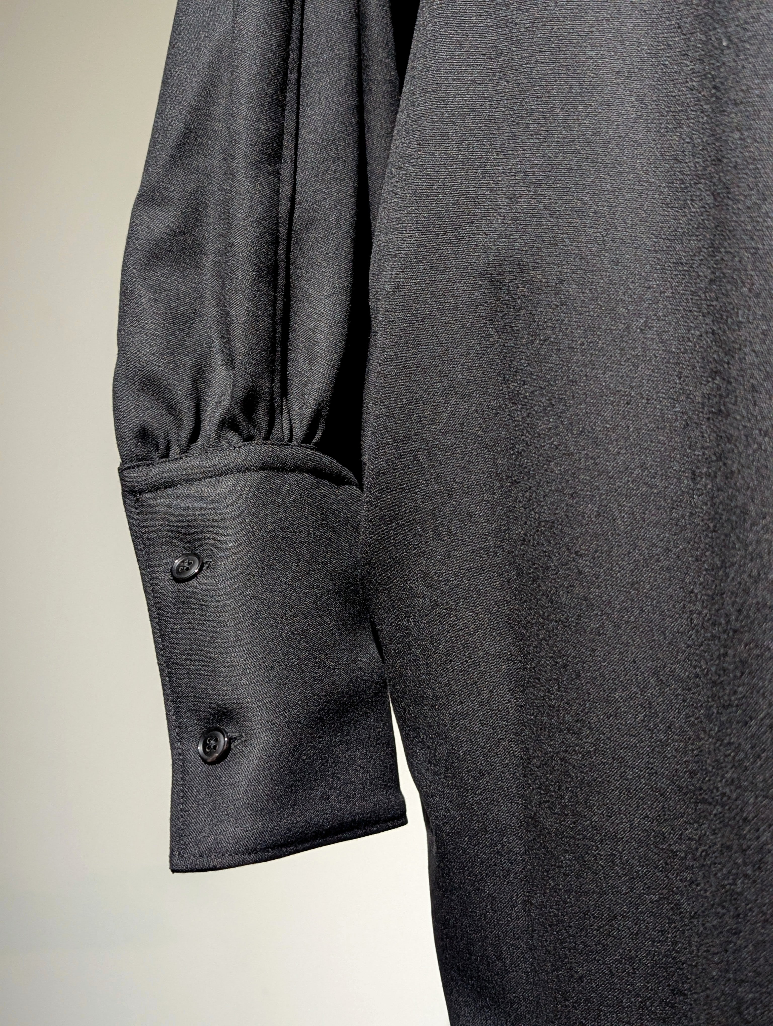 AEHRR 【Draping Yoke Raglan Sleeve C/N OP】