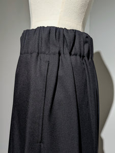 AEHRR 【Random3-tuck draped skirt】