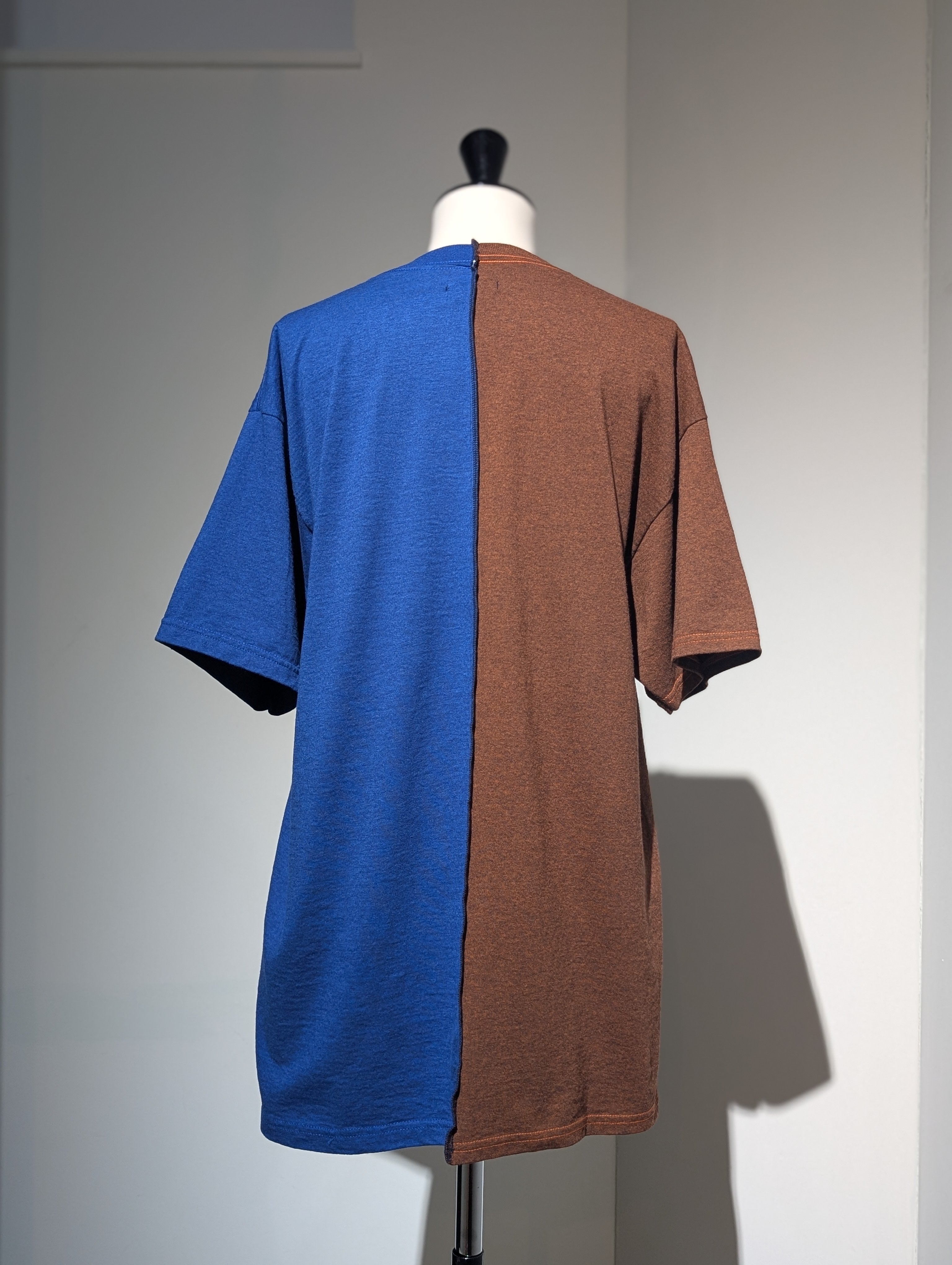 QUIITO HALF DYED LOGO TEE