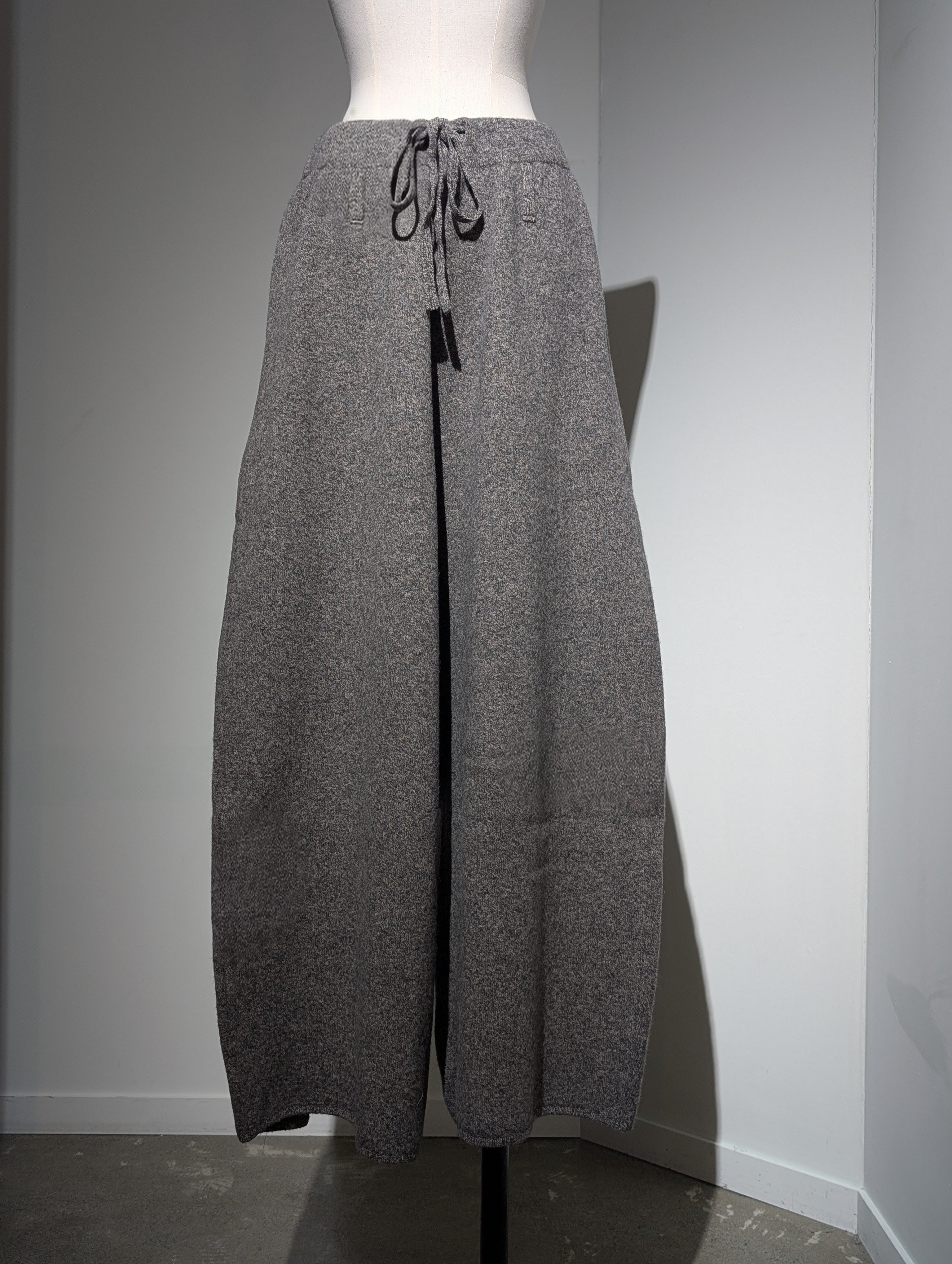 AEHRR 【Draping Knit Pants Extra Wide】