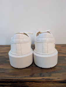 D.A.T.E.【HILL PLATFORM MONO MILK】
