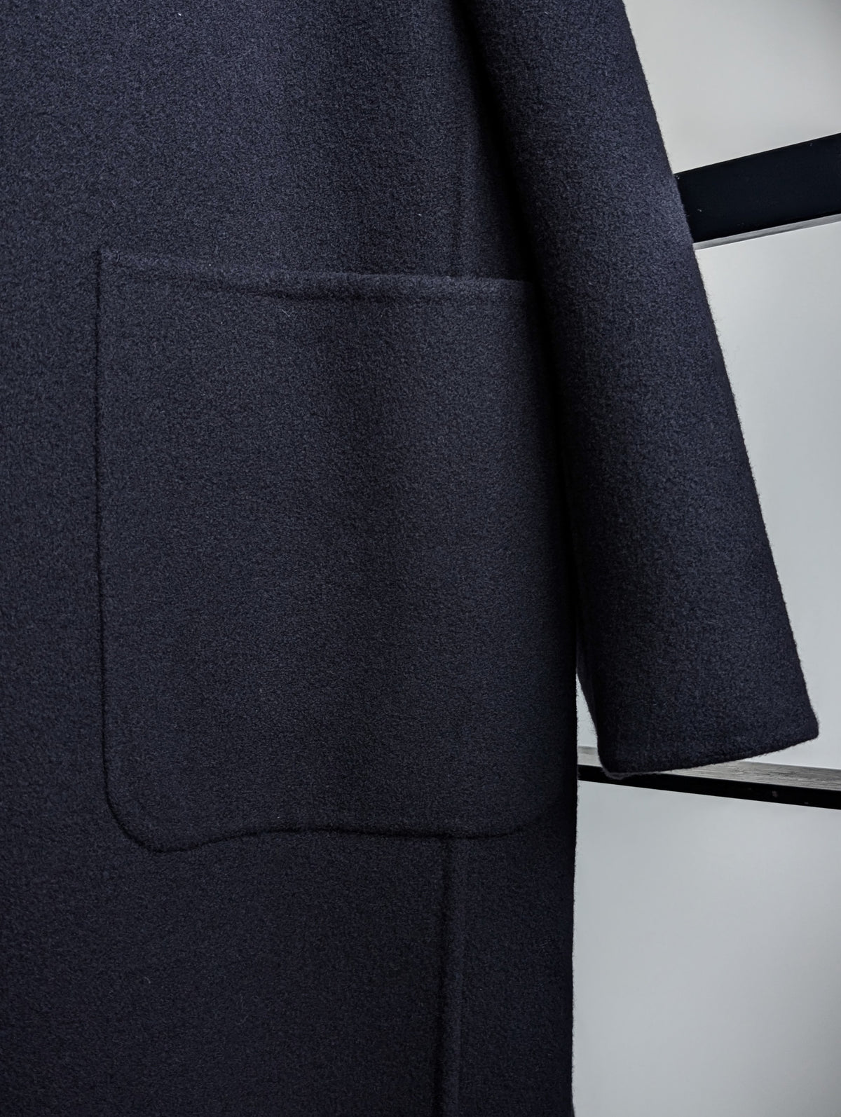 AEHRR 【012 Draping Oval Chester Coat】
