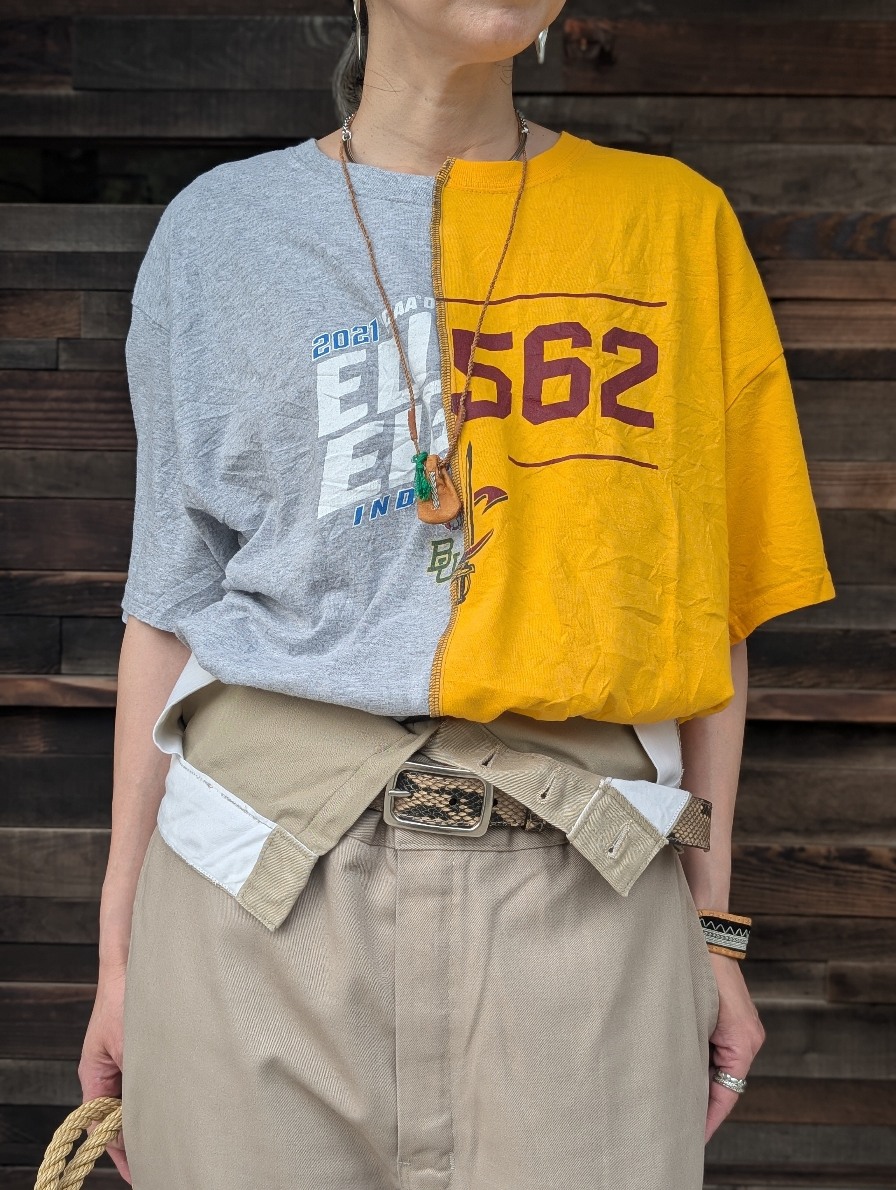 QUIITO HALF LOGO TEE