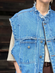 QUIITO RANDOM VEST