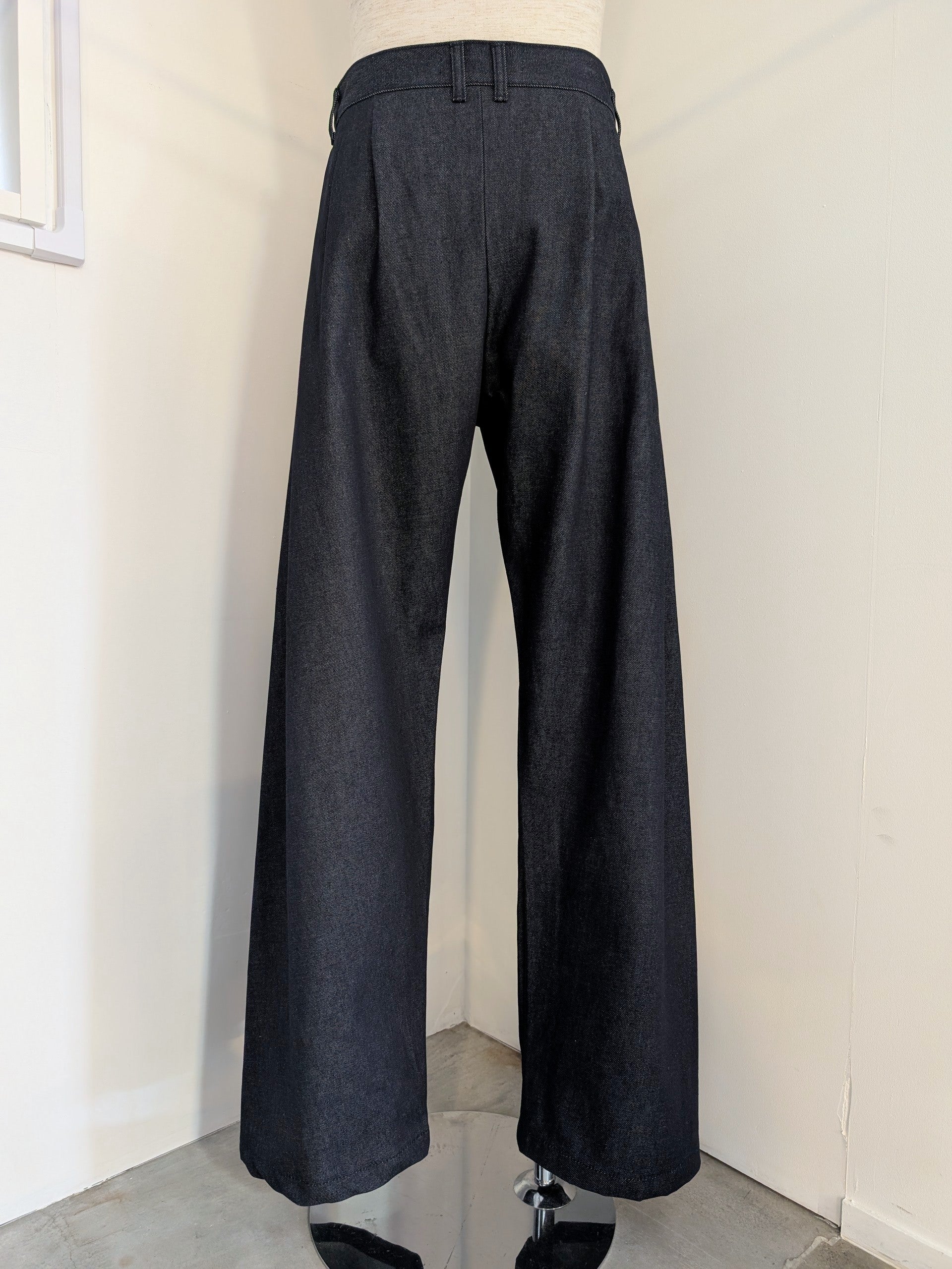 SEVENTH DENIM BERMUDA JEANS
