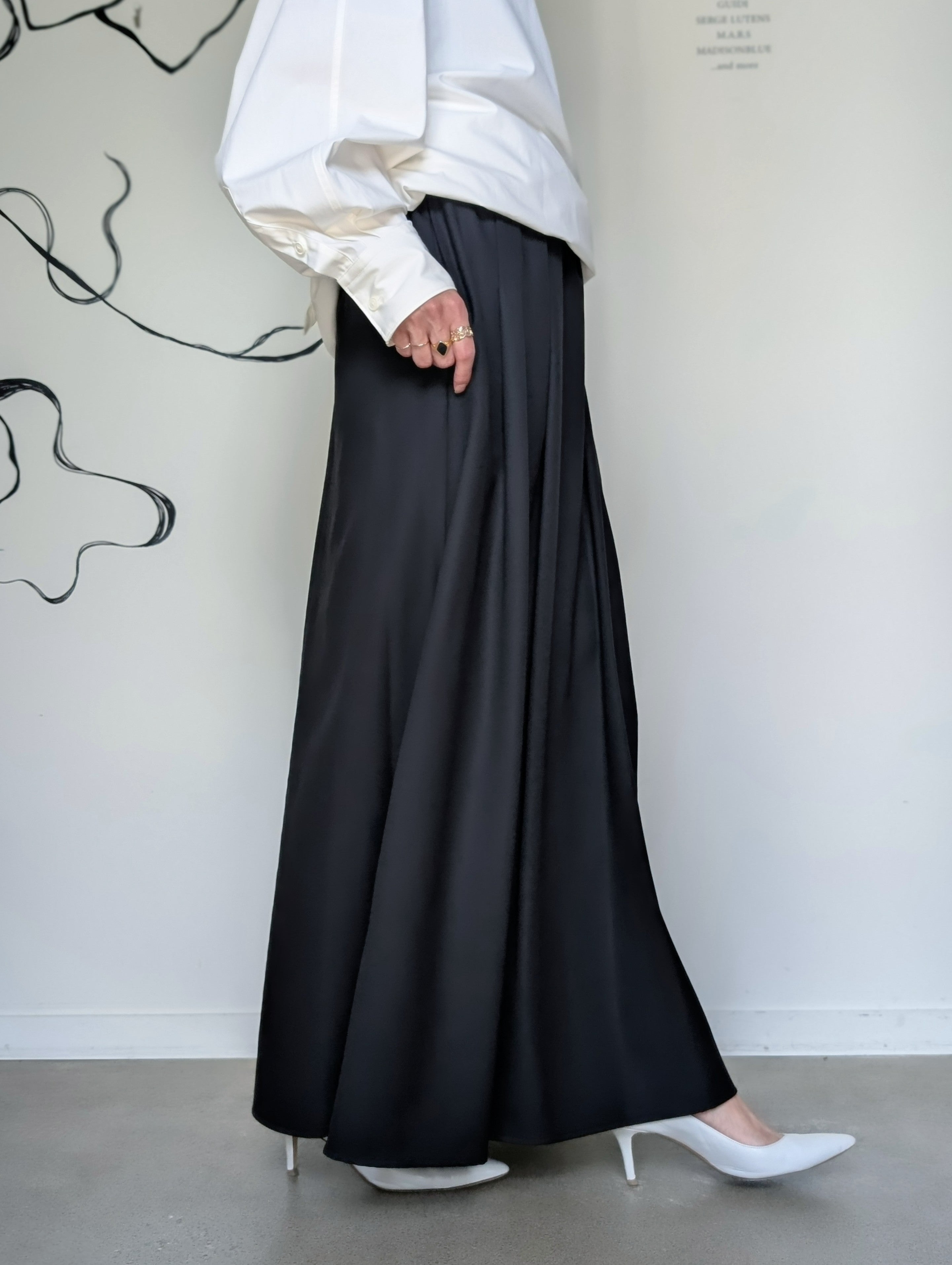 AEHRR 【Random3-tuck draped skirt】