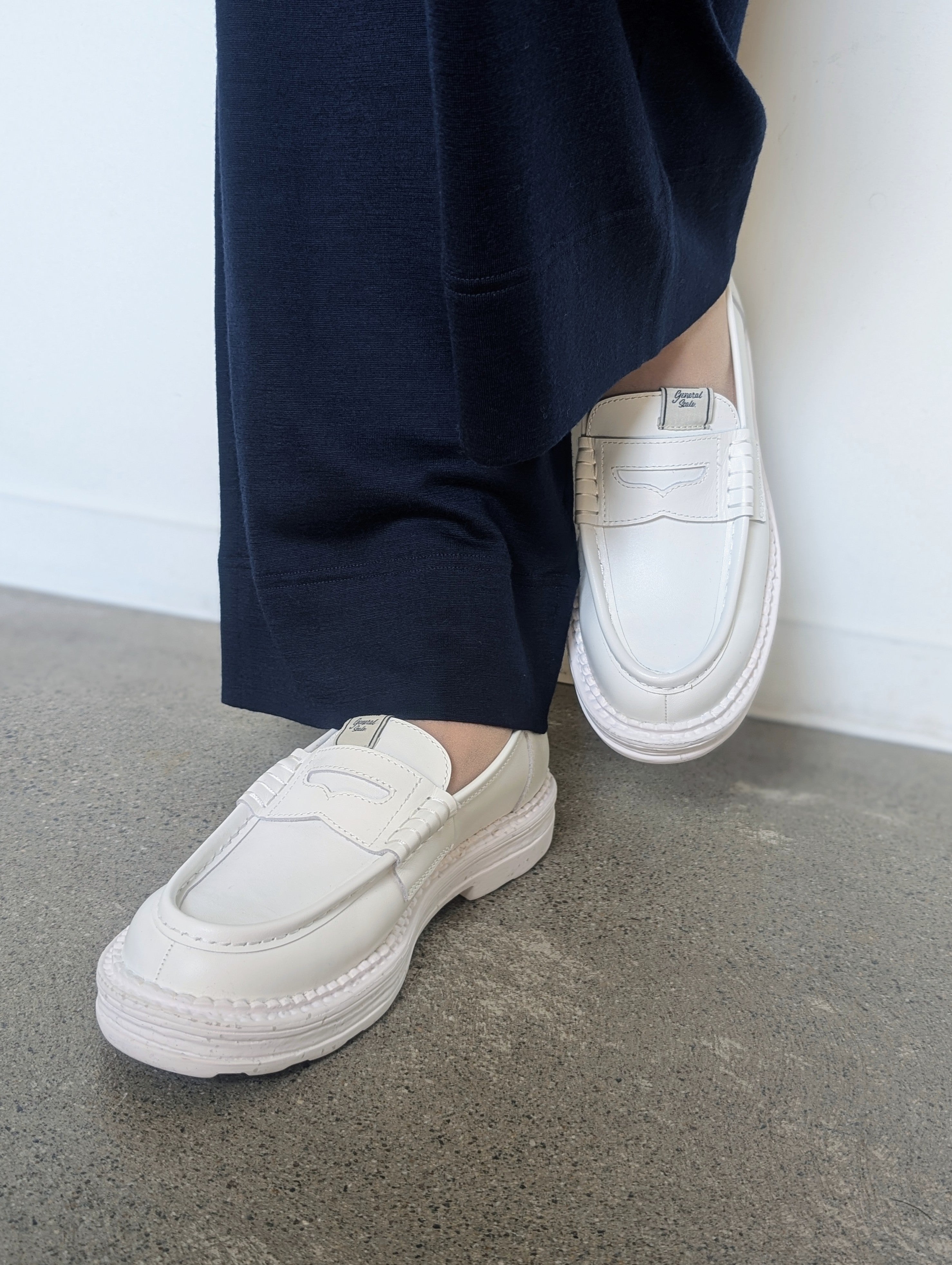 General Scale. Maison MIHARA YASUHIRO / "ANDY" Leather Loafers