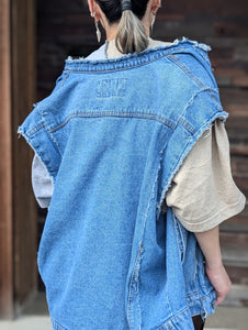 QUIITO RANDOM VEST