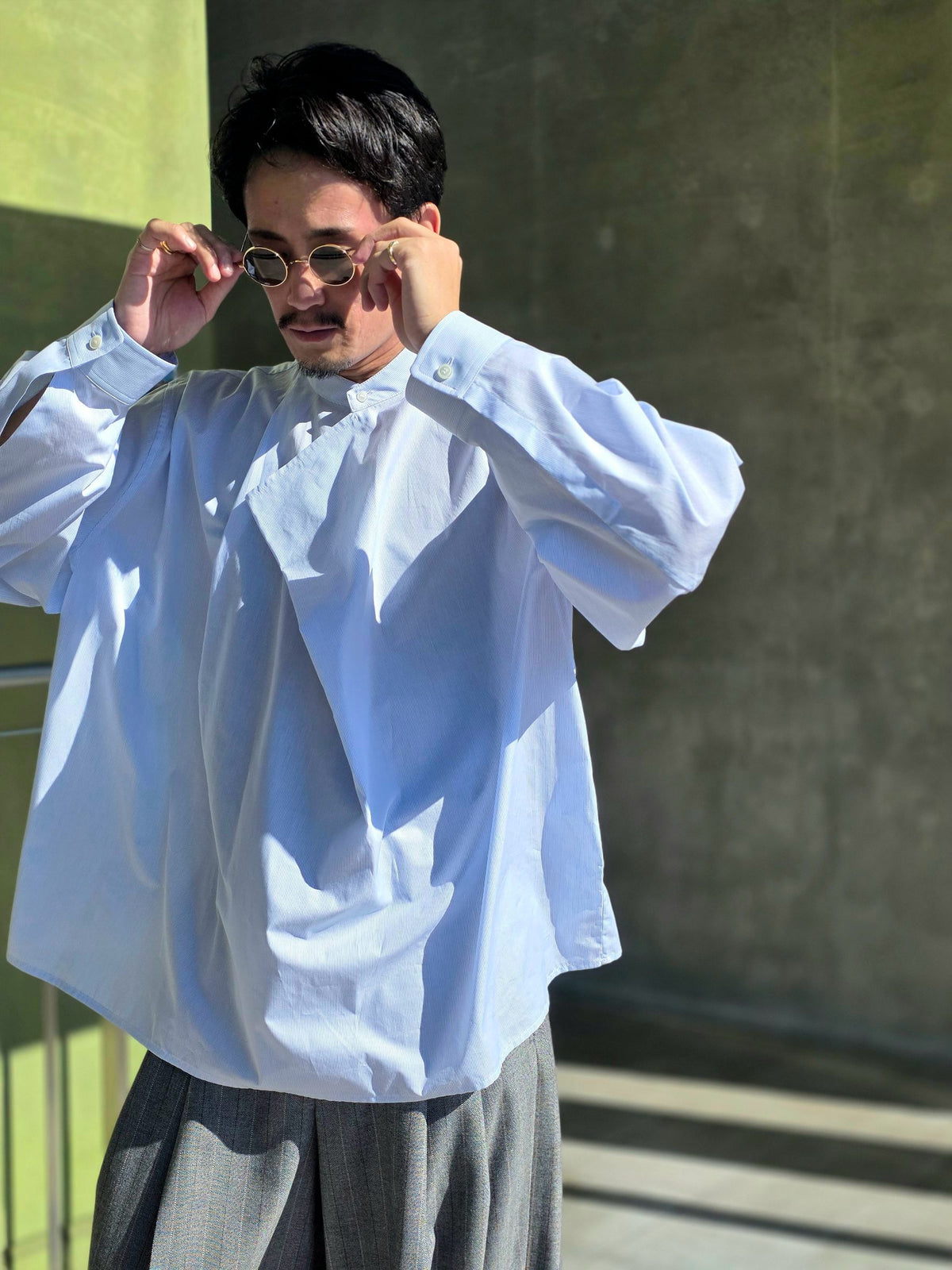 HED MAYNER  HMMD60061A STANDCOLLAR FLAP SHIRT