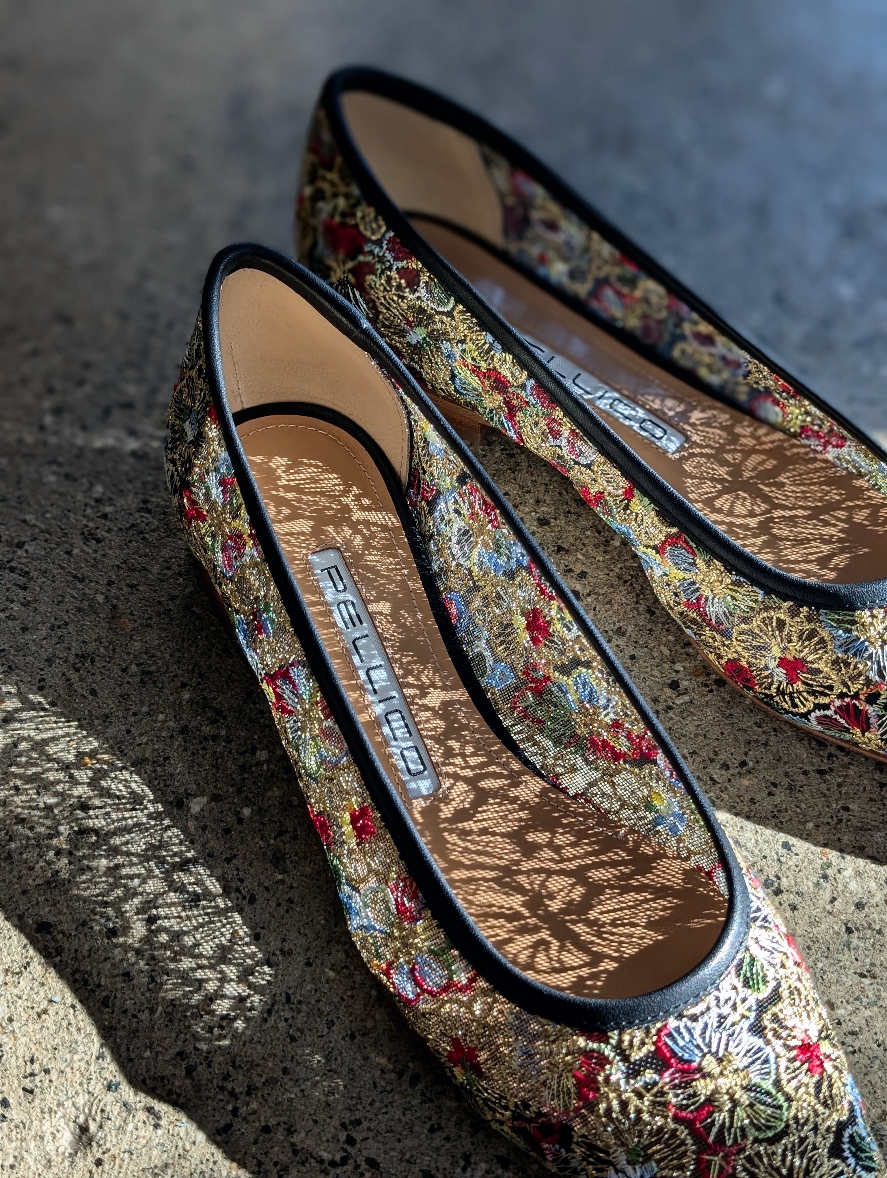 PELLICO 0549 花刺繍フラット