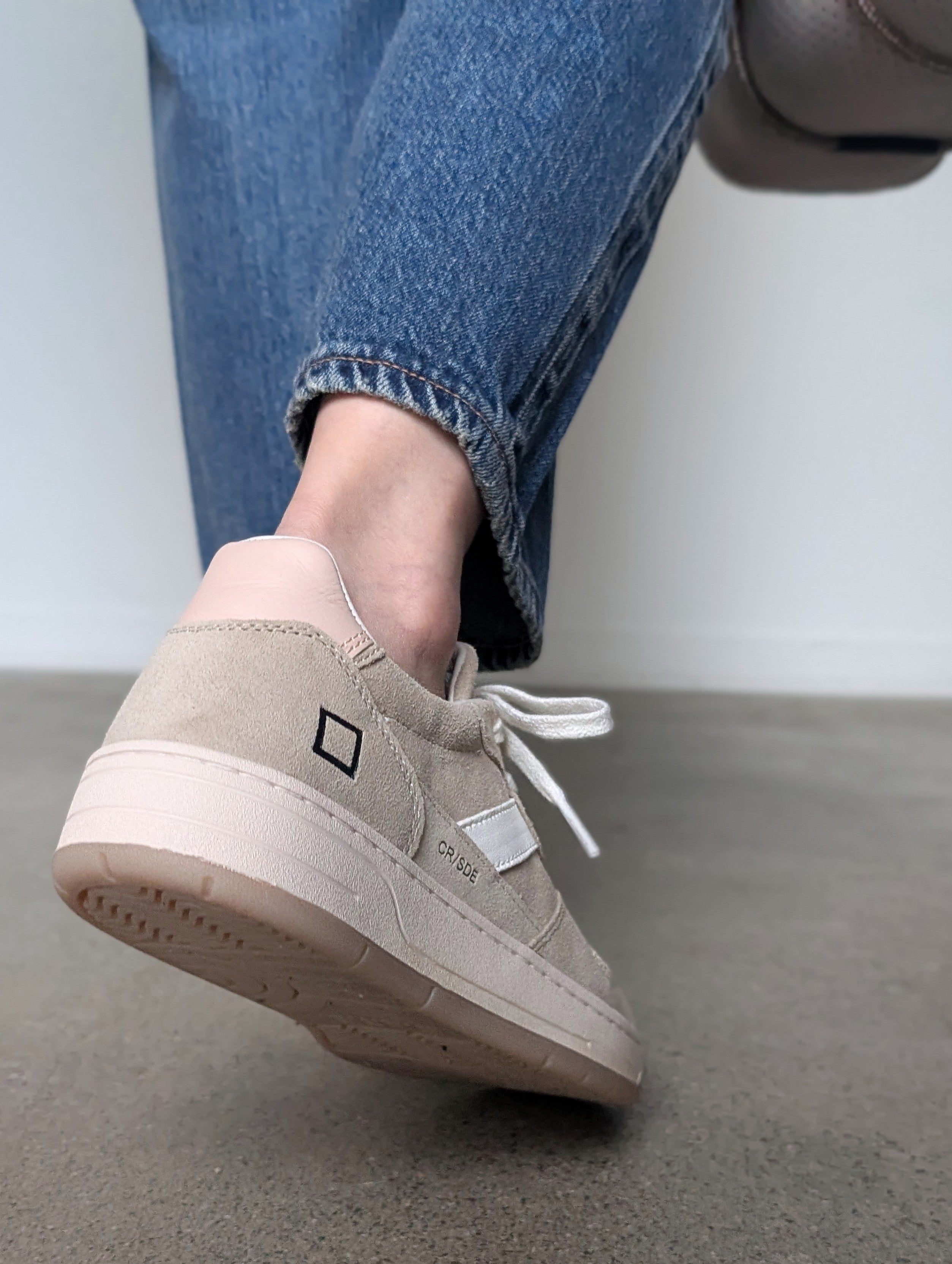 D.A.T.E.【COURT 2.0 SUEDE】