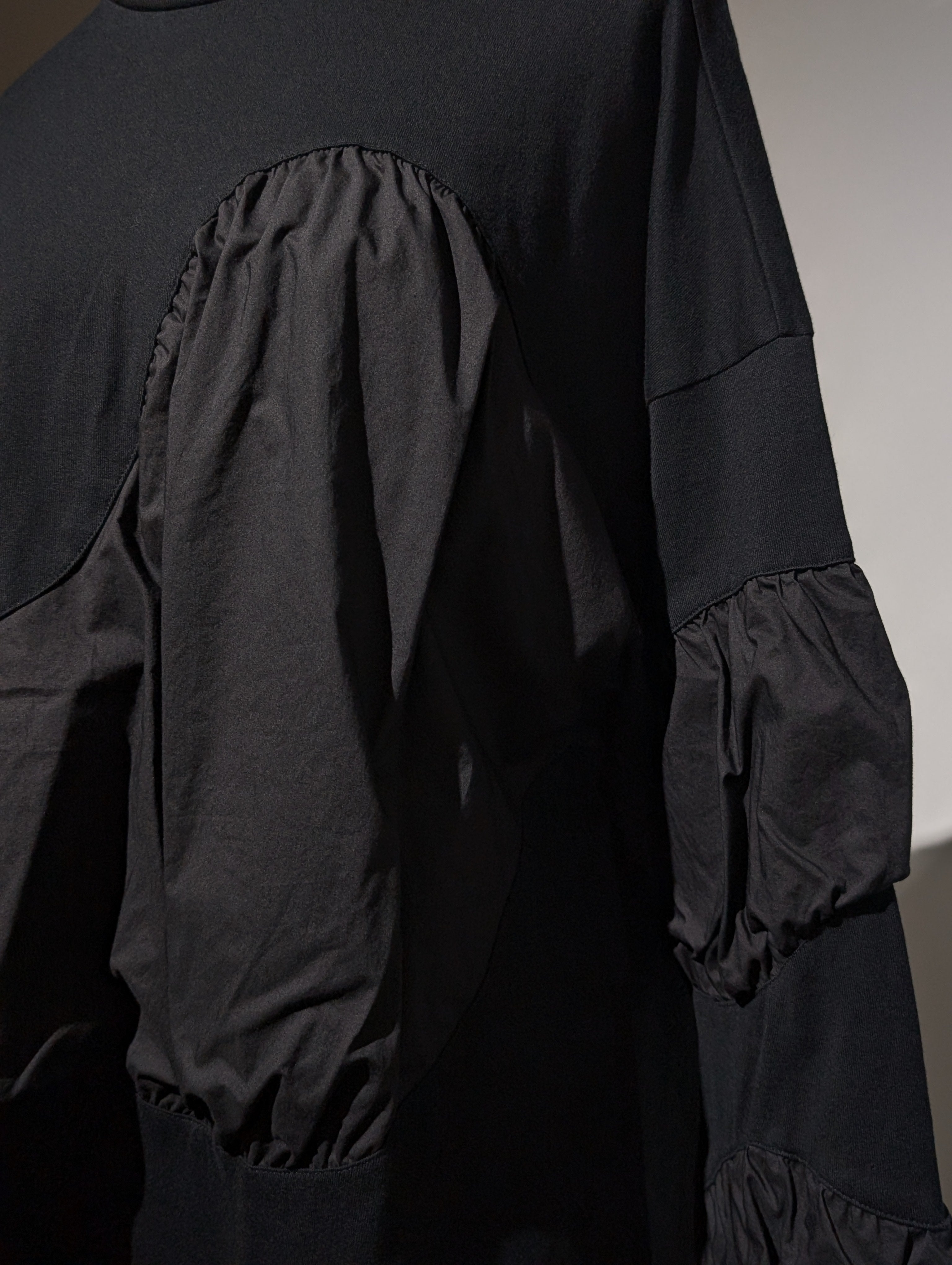 ENFOLD  PUFF-VOLUME LONG-SLEEVE-T-SHIRT