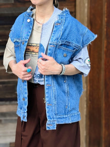 QUIITO RANDOM VEST