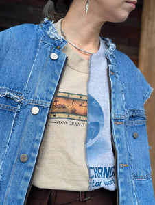 QUIITO HALF LOGO TEE