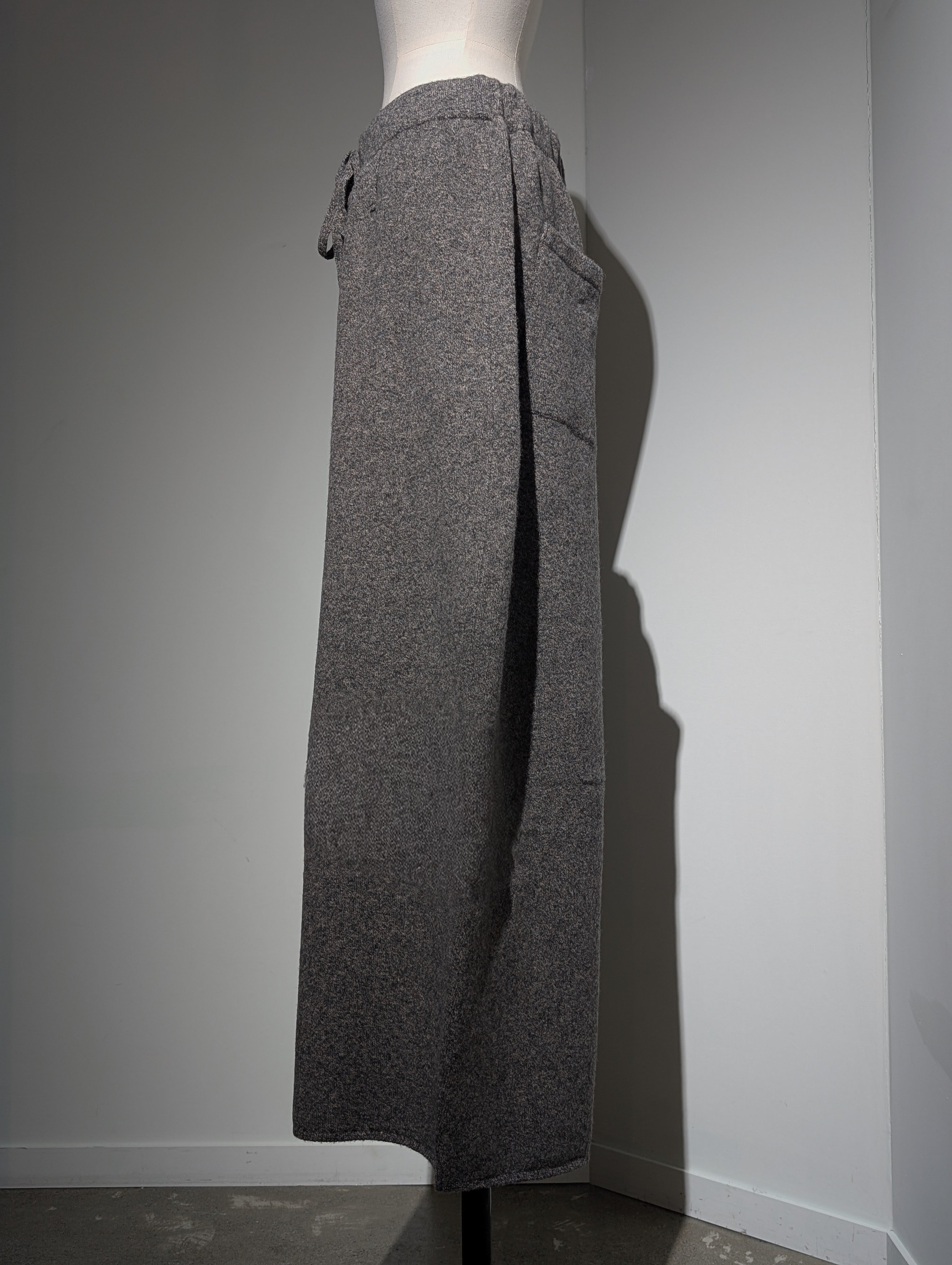 AEHRR 【Draping Knit Pants Extra Wide】