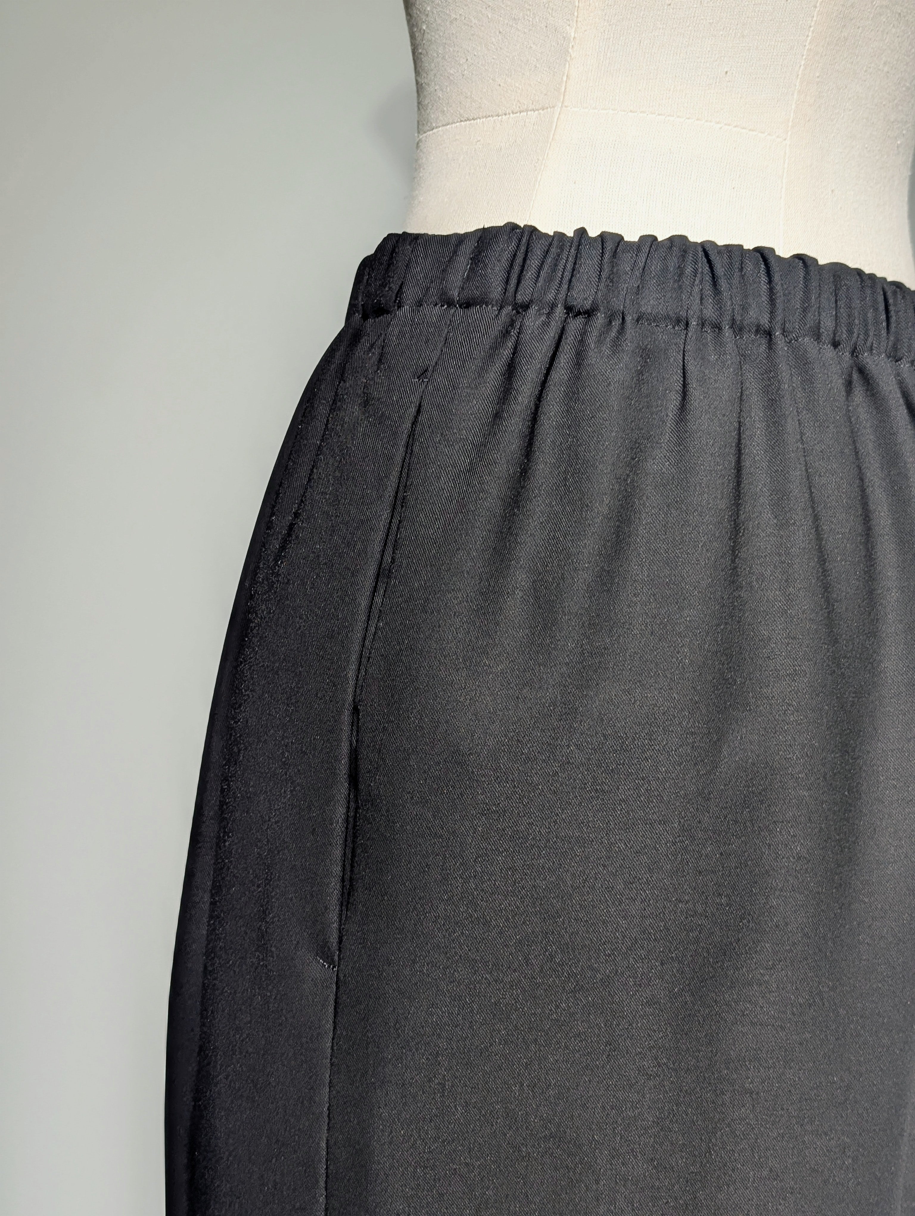 ENFOLD  RELAX ELASTIC WIDE-TROUSER