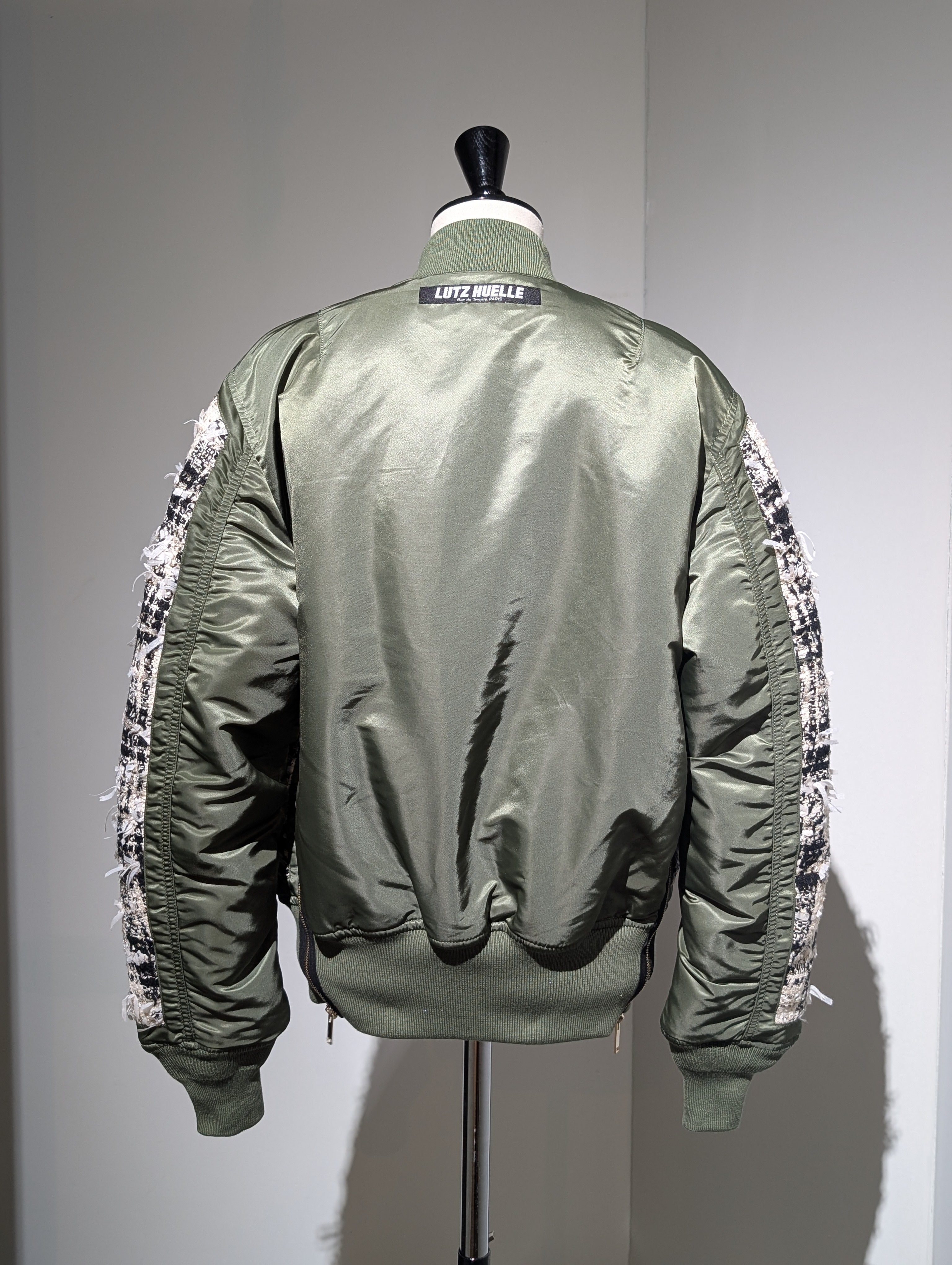 LUTZ HUELLE  PATCH BOMBER V2