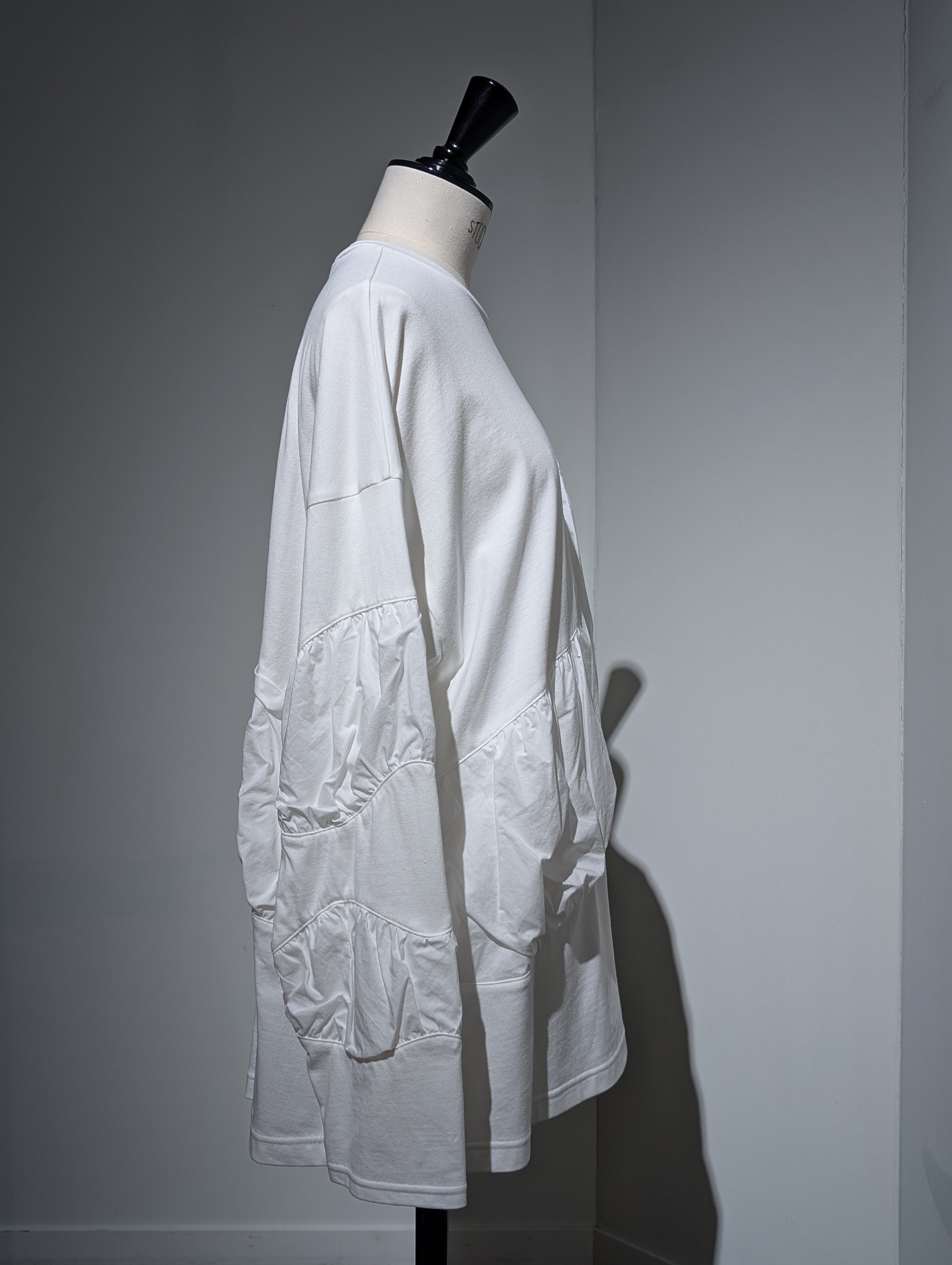 ENFOLD  PUFF-VOLUME LONG-SLEEVE-T-SHIRT
