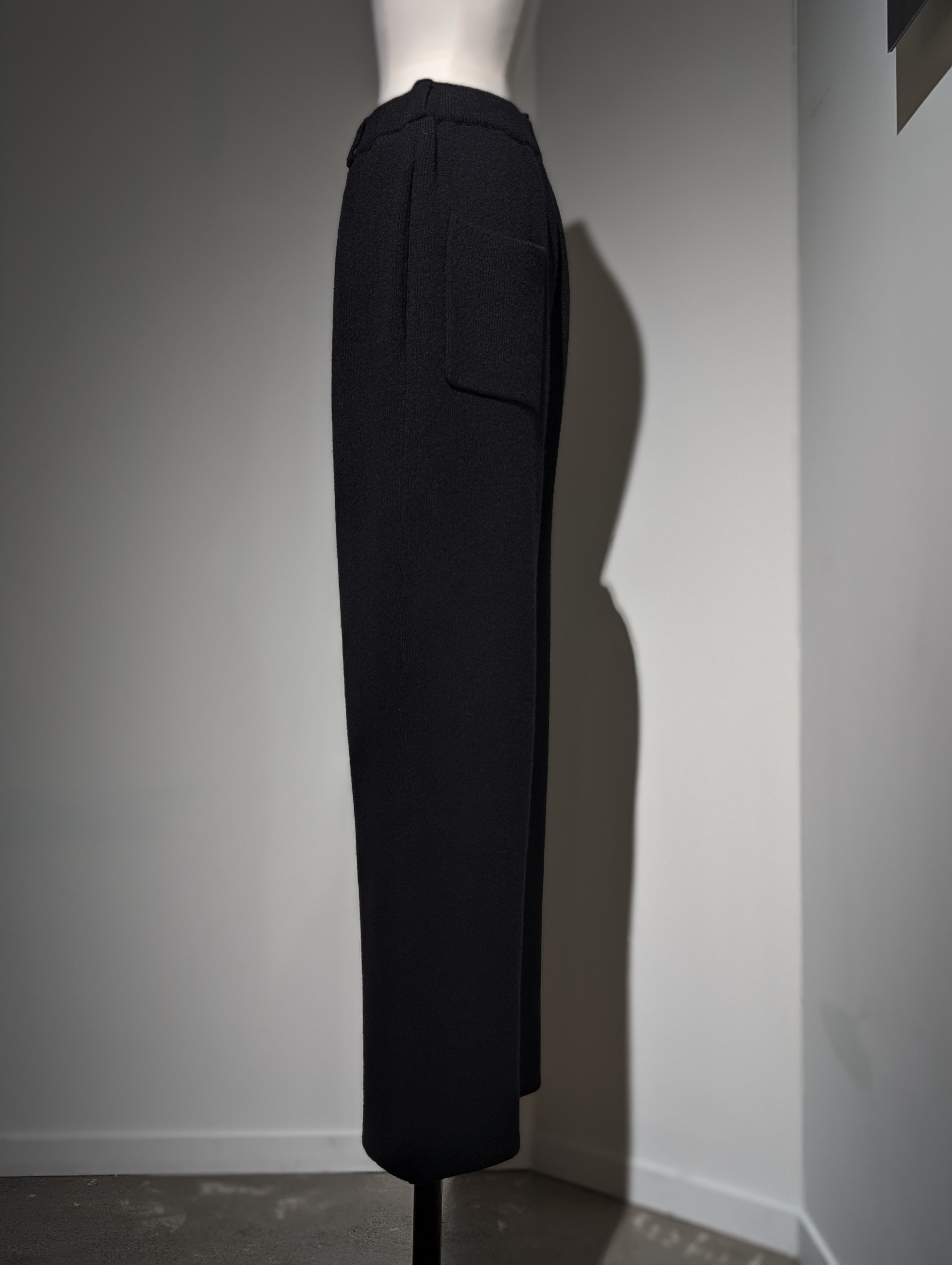 SEEALL  SAW51 KJ606S (YAK SMOOTH) KNIT ESSENTIAL PANTS