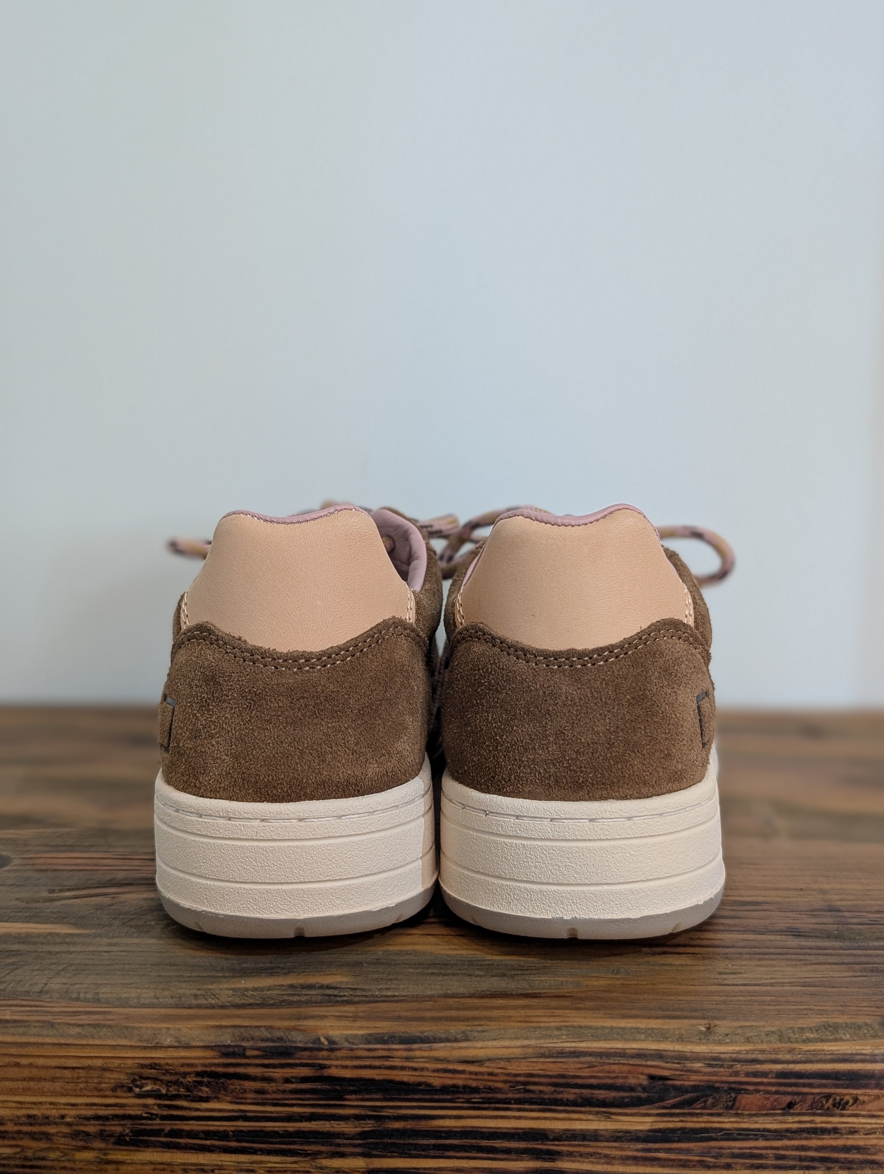 D.A.T.E.【COURT 2.0 SUEDE】