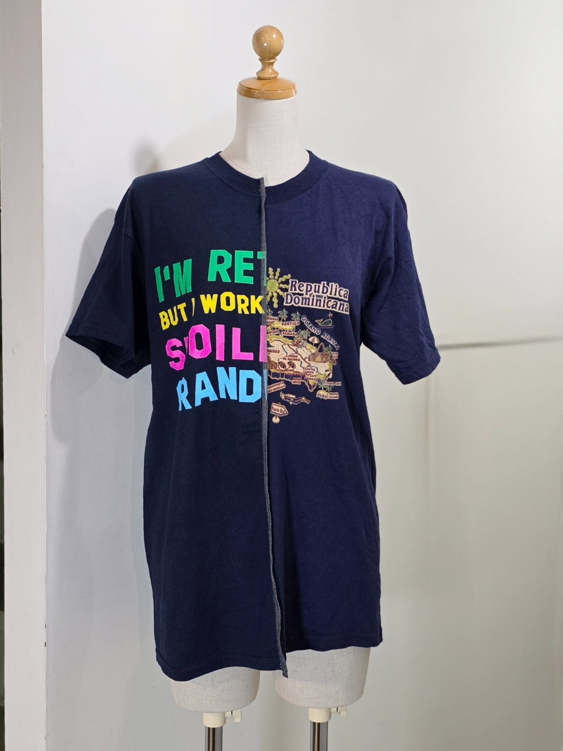 QUIITO HALF LOGO TEE