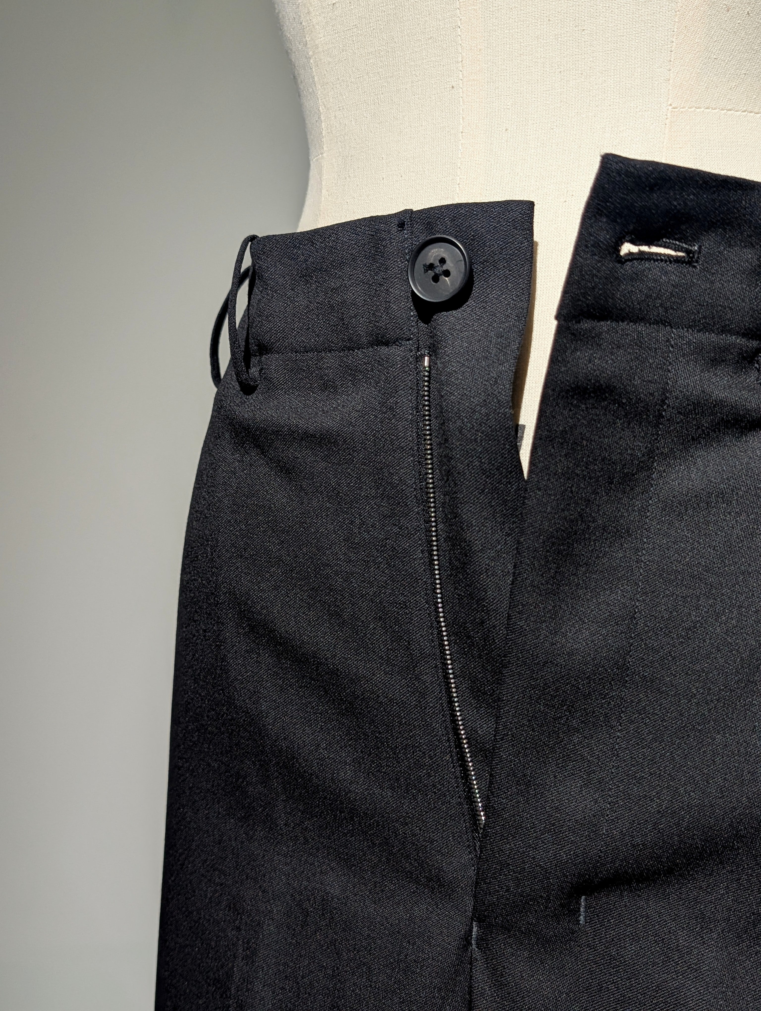 AEHRR 【Draping Crotch Box Pleats Trousers】