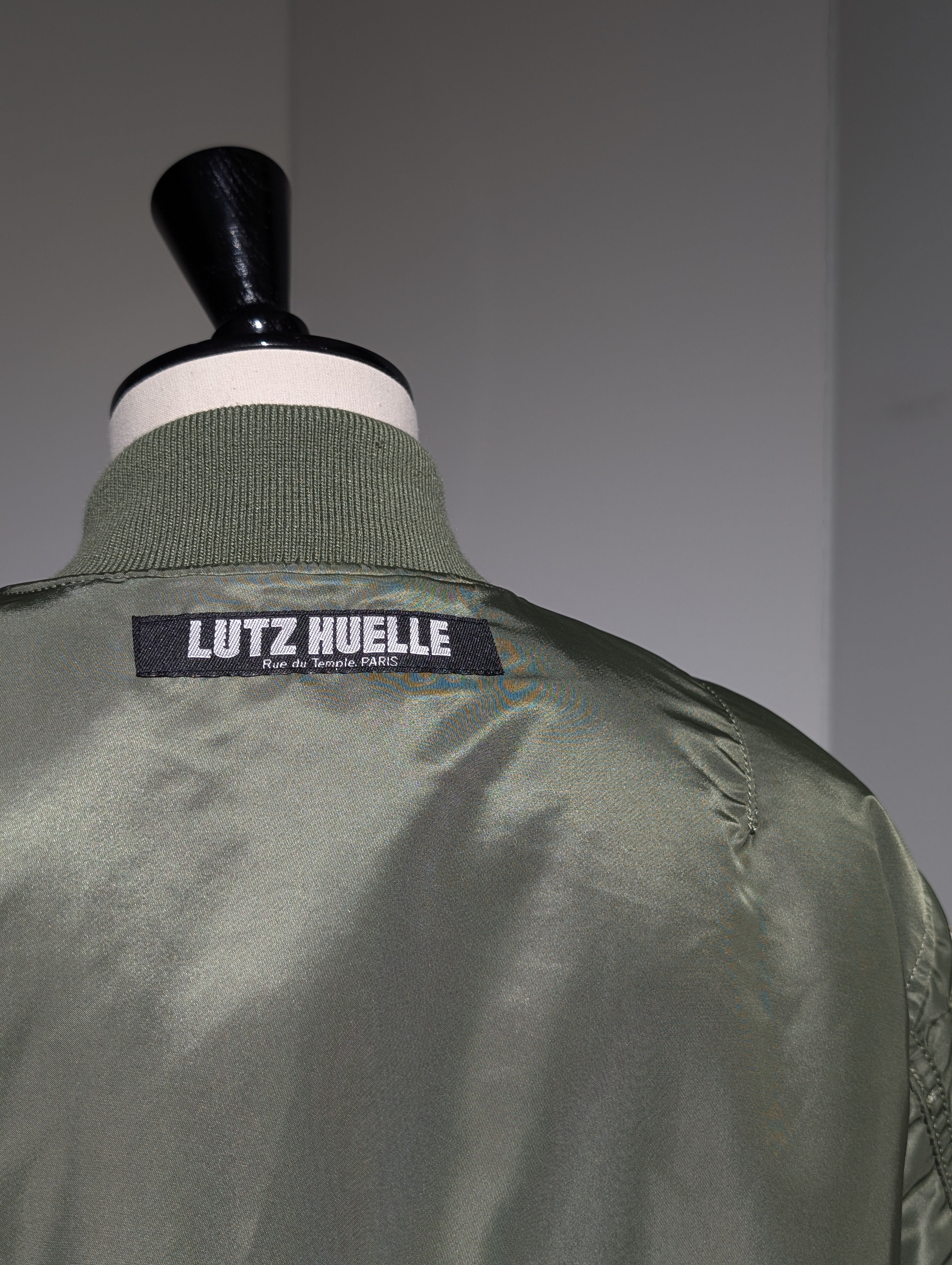 LUTZ HUELLE  PATCH BOMBER V2