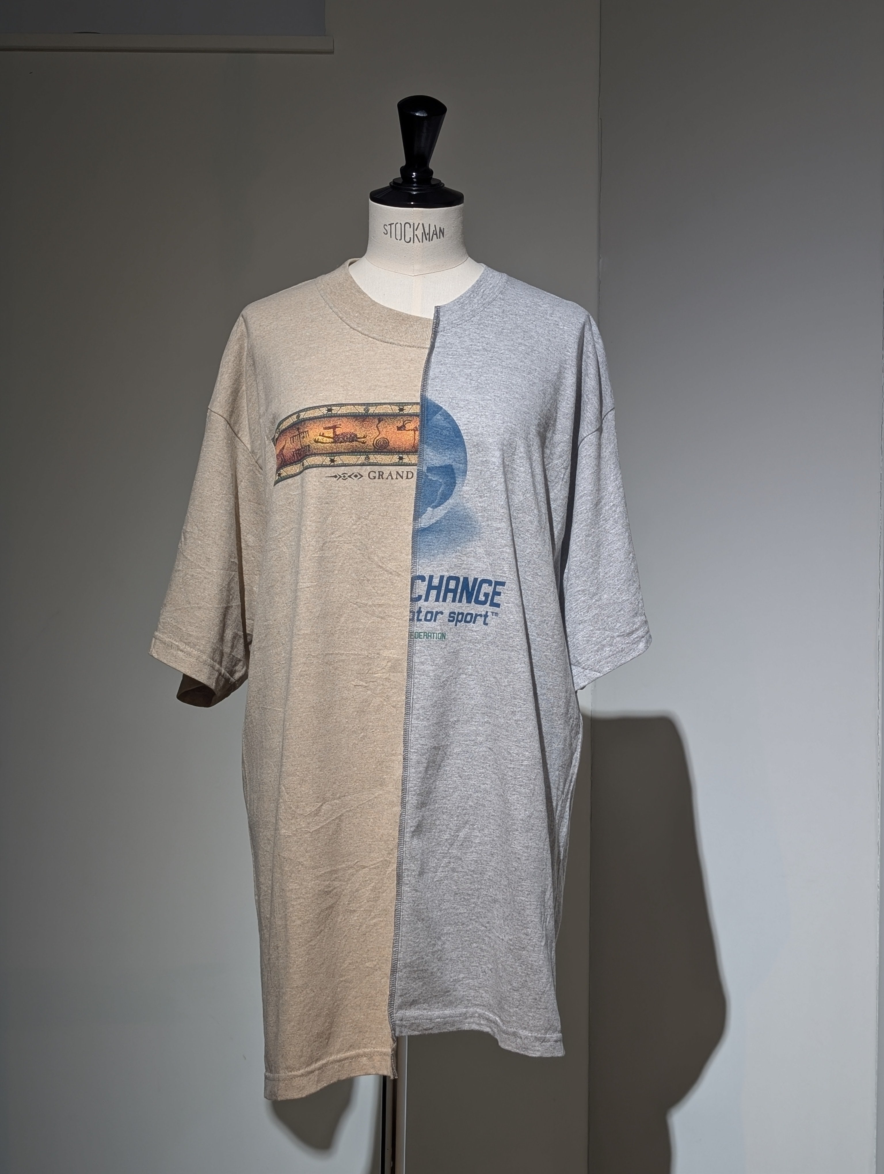 QUIITO HALF LOGO TEE