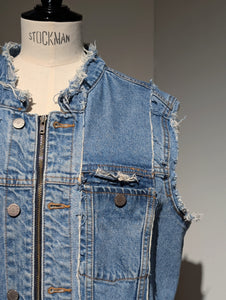 QUIITO RANDOM VEST