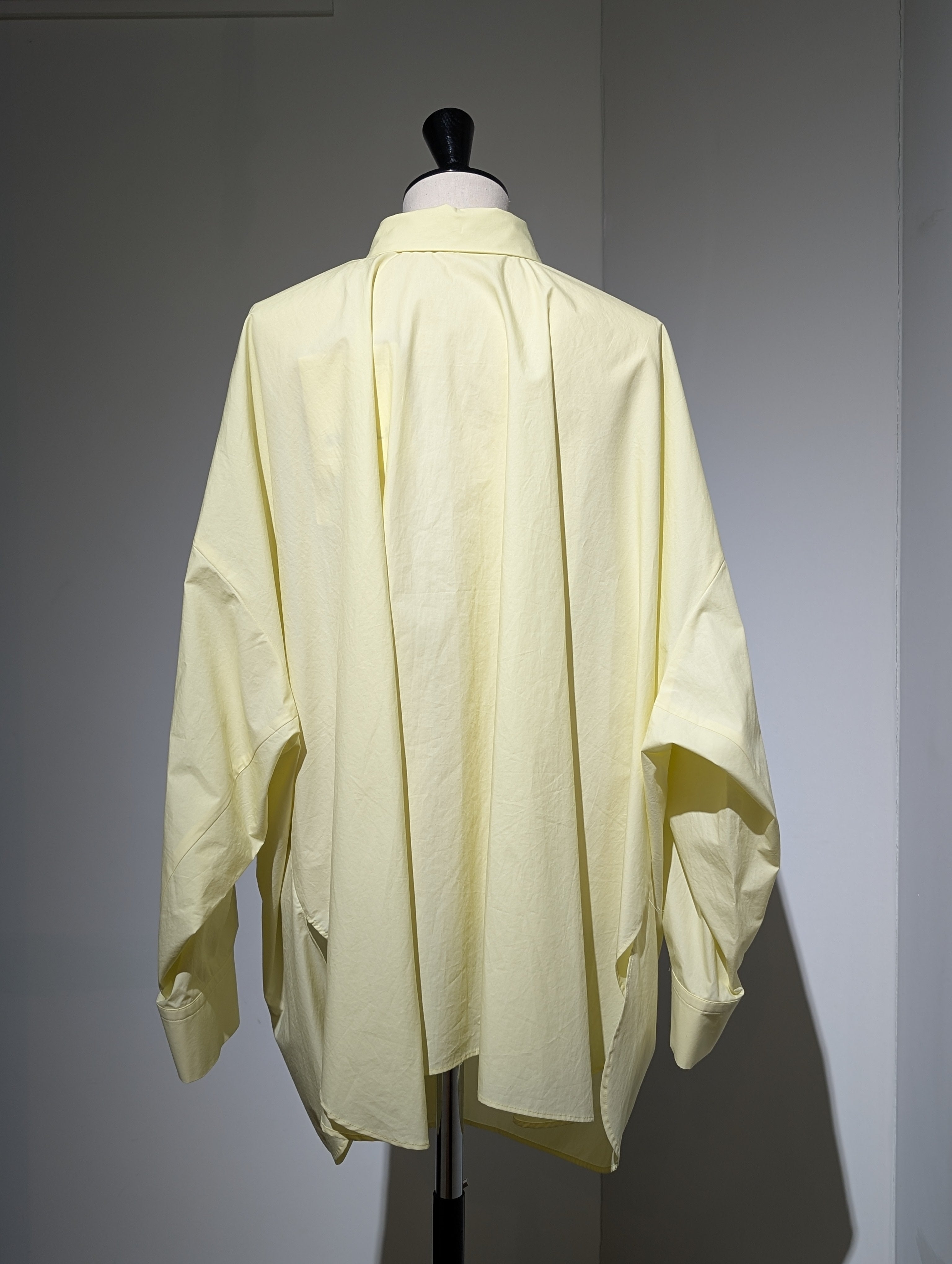 ENFOLD  typewriter NAPE SHIRT