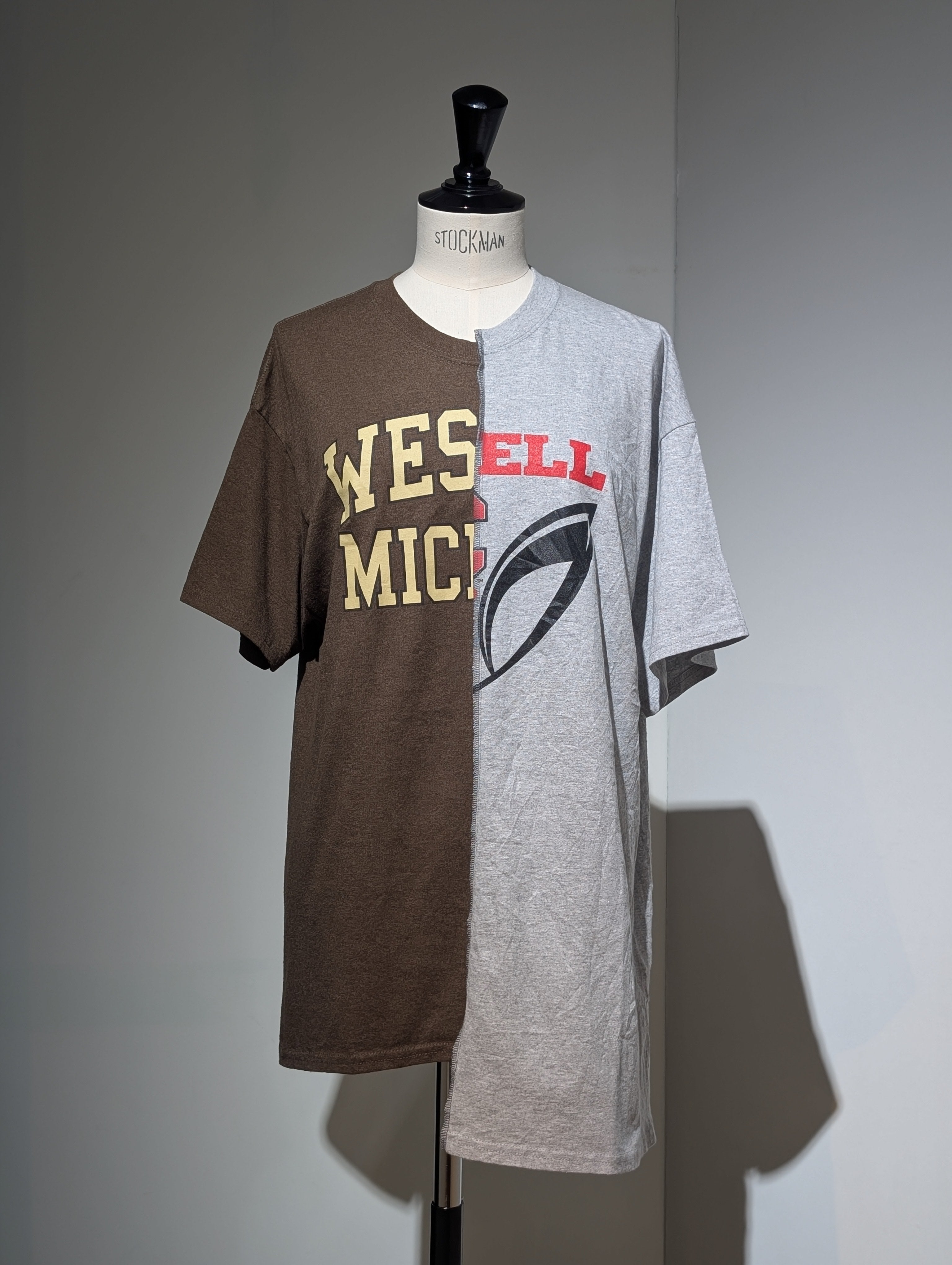 QUIITO HALF LOGO TEE
