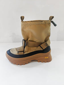 någonstans  Belted Boots