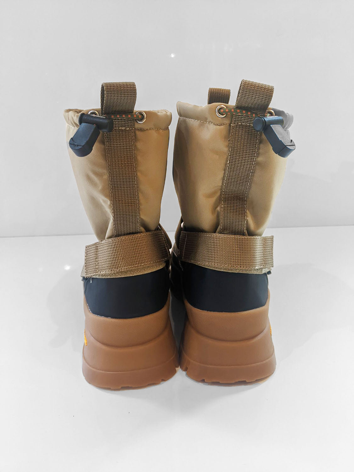 någonstans  Belted Boots