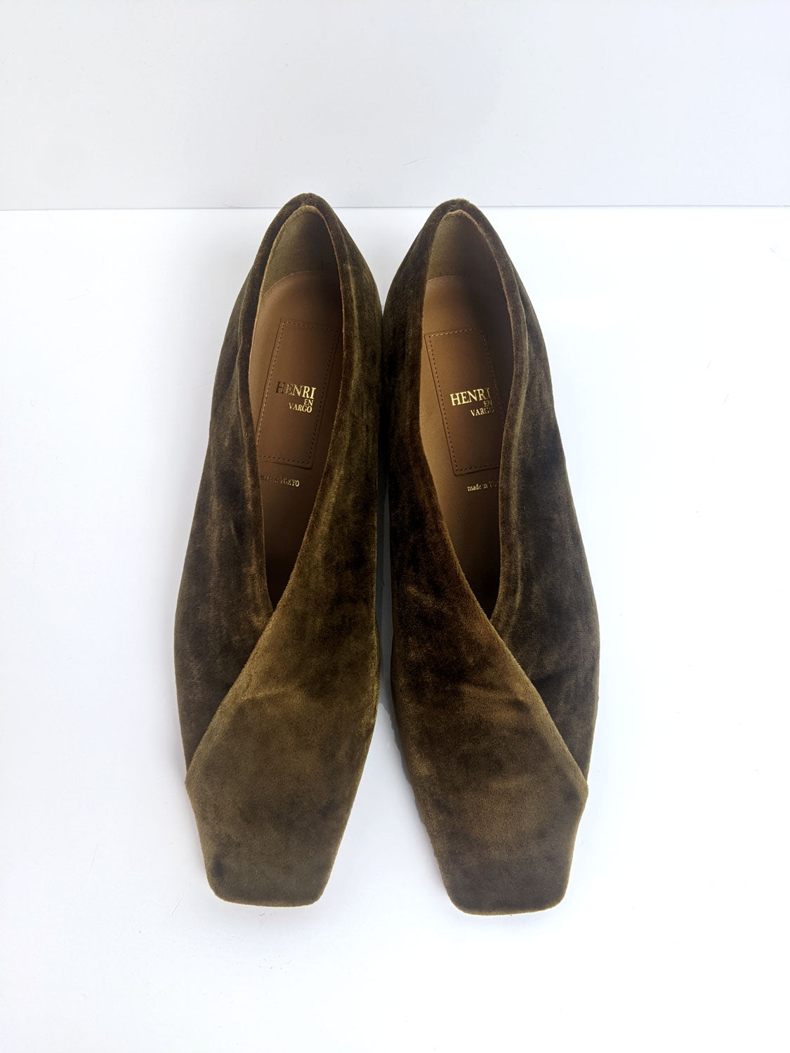 HENRI EN VARGO  SOPHIA フラットシューズ(BROWN)