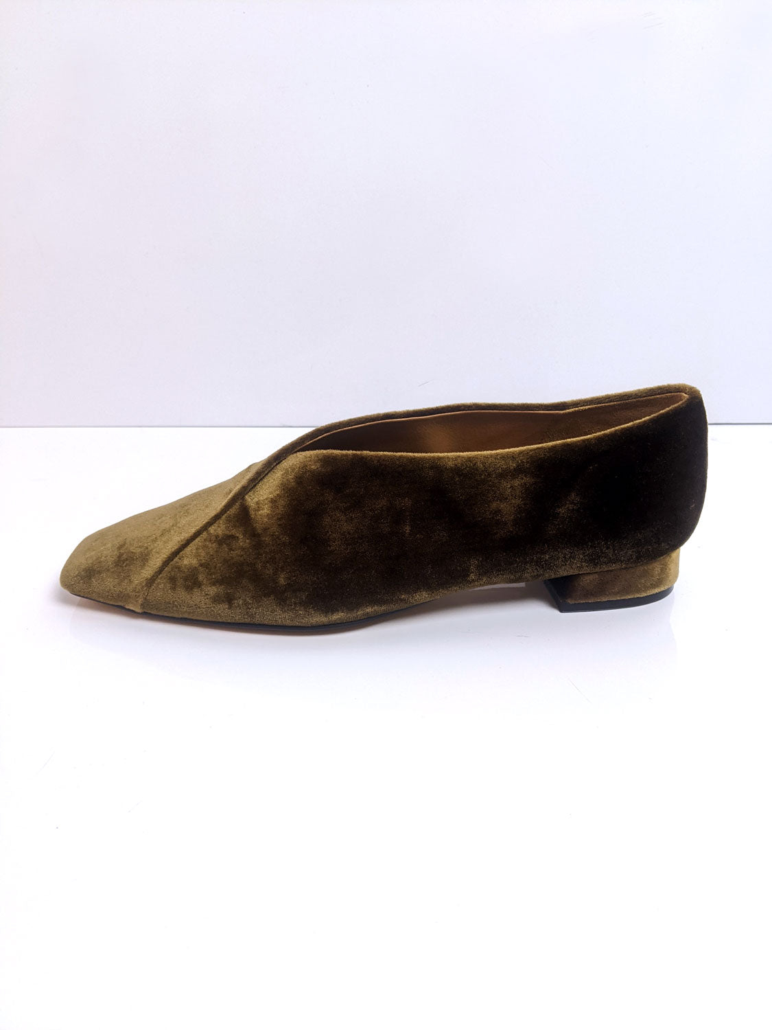 HENRI EN VARGO  SOPHIA フラットシューズ(BROWN)
