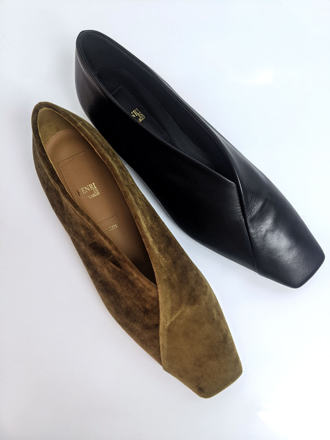HENRI EN VARGO  SOPHIA フラットシューズ(BROWN)